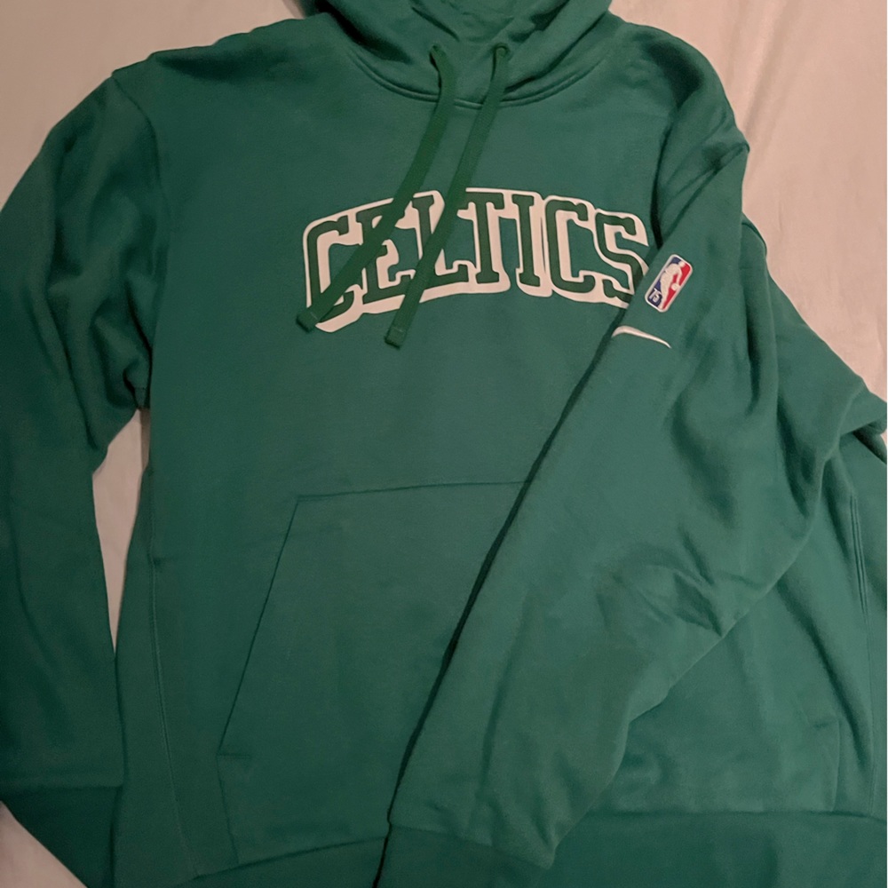 Nike Boston Celtics Men’s XL Hoodie